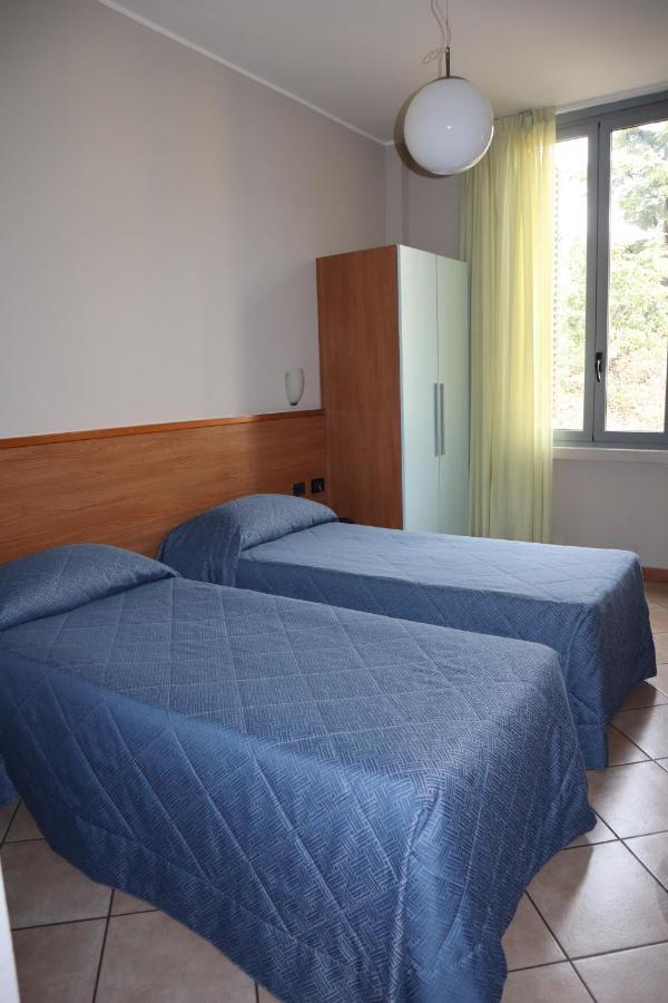 Albergo Salerno Milánó Kültér fotó